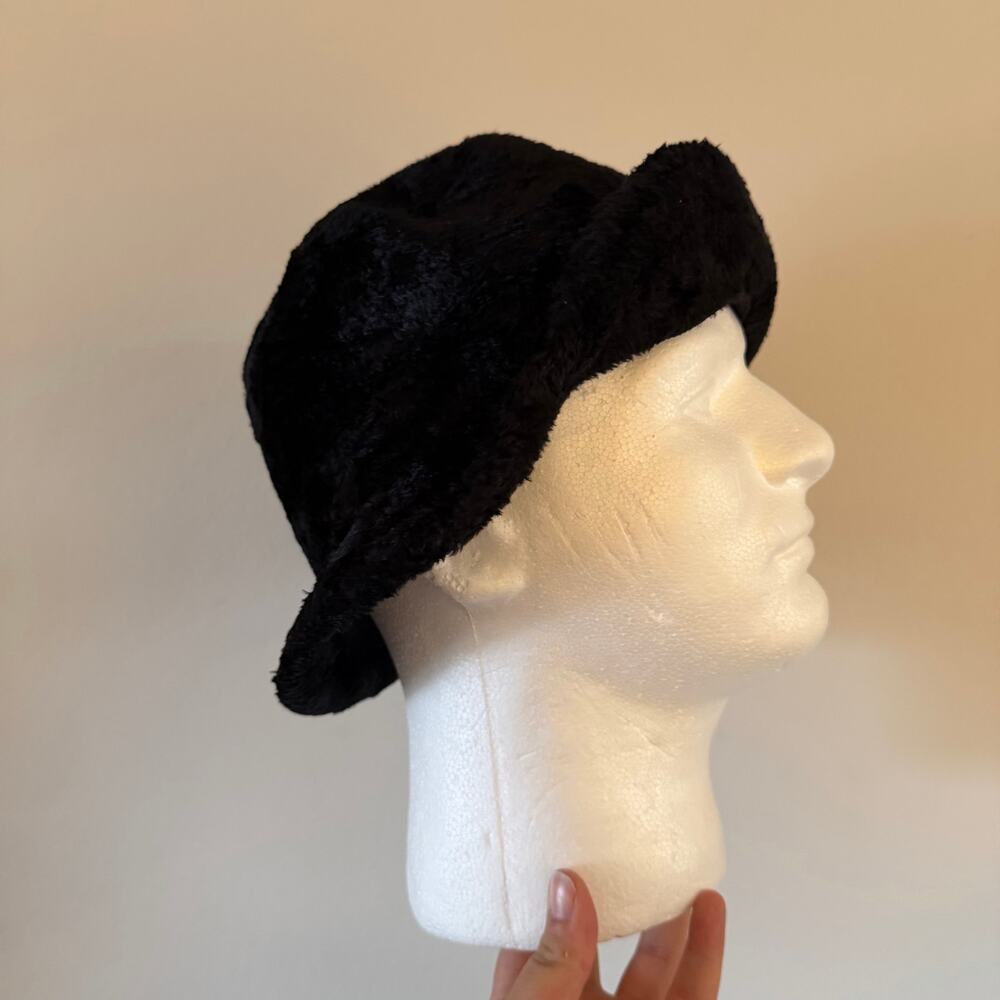 Vtg Y2K 2000s Black Faux Fur Hat Crushed Velvet